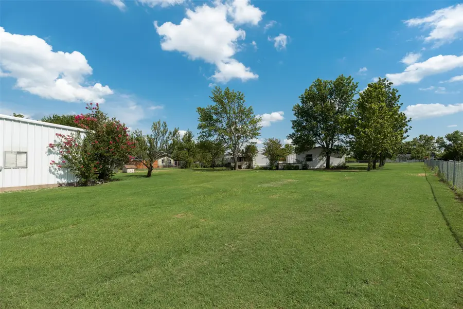 5694 Hillcrest Drive, Farmersville, TX 75442 - Image #3