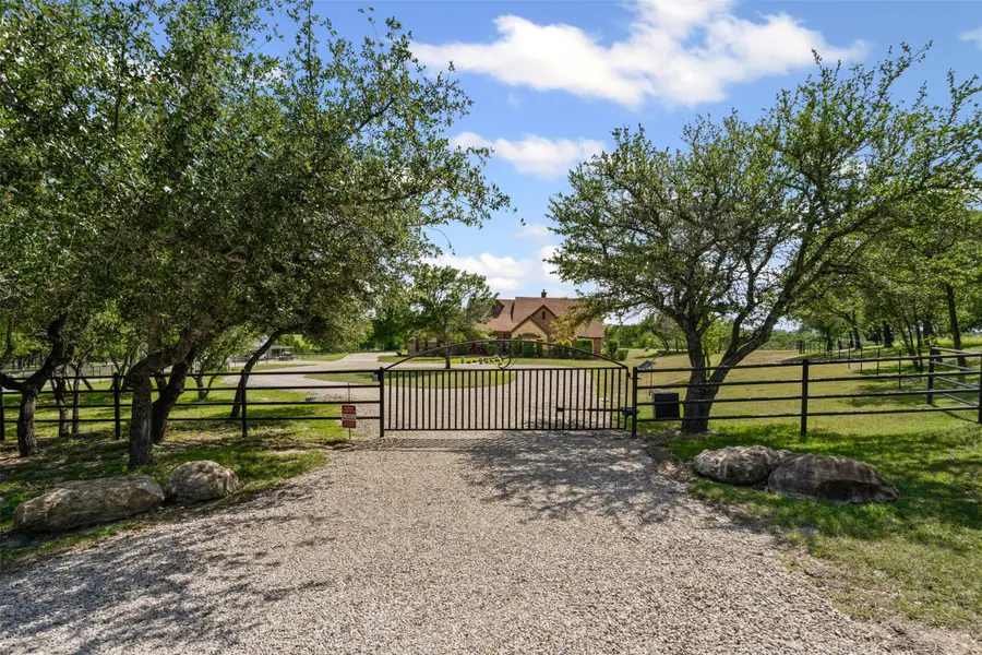 873 Canyon Creek Lane, Weatherford, TX 76087 - Image #2