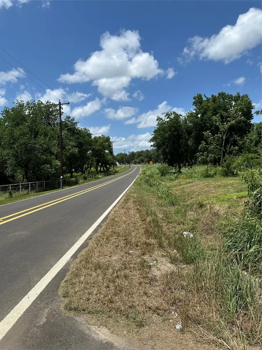 1000 5th Street, Honey Grove, TX 75446 - Image #2