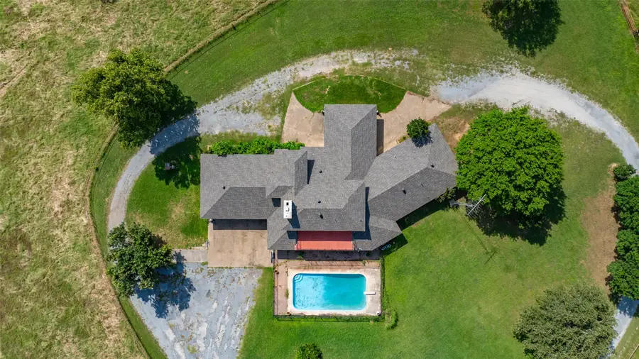 3561 Neely Trail, Valley View, TX 76272 - Image #3