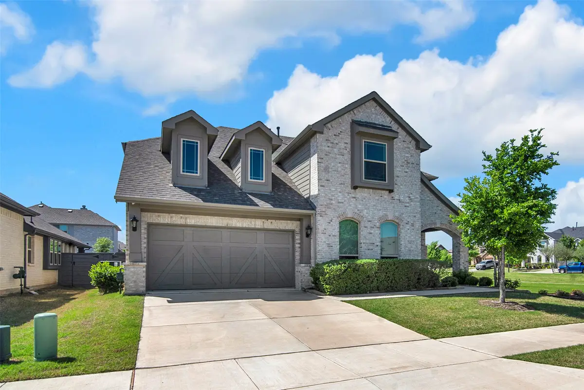 7432 Wispy Willow Lane, Aubrey, TX 76227 - Image #1