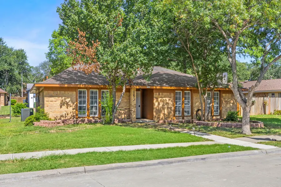 1422 Westwood Drive, Lewisville, TX 75067 - Image #3