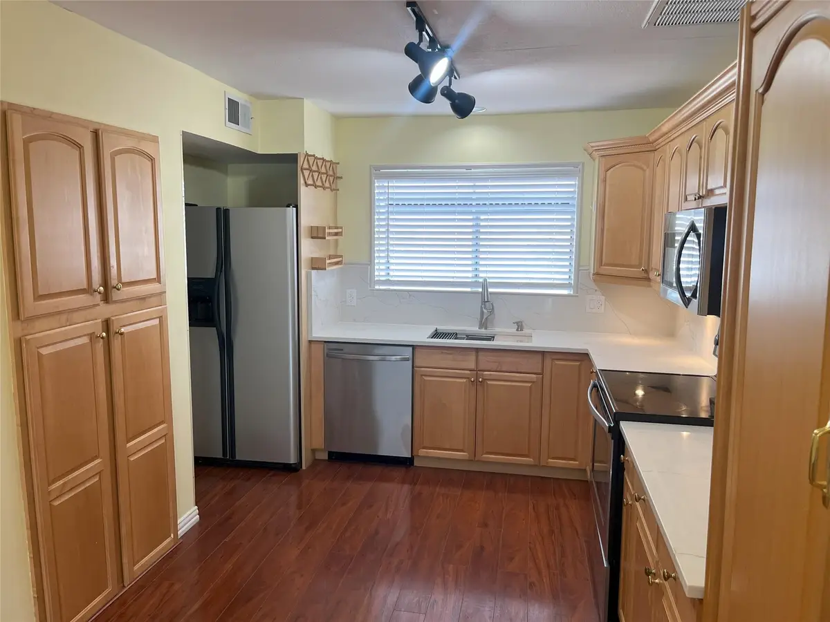 6220 Bentwood Trail #1208, Dallas, TX 75252 - Image #1