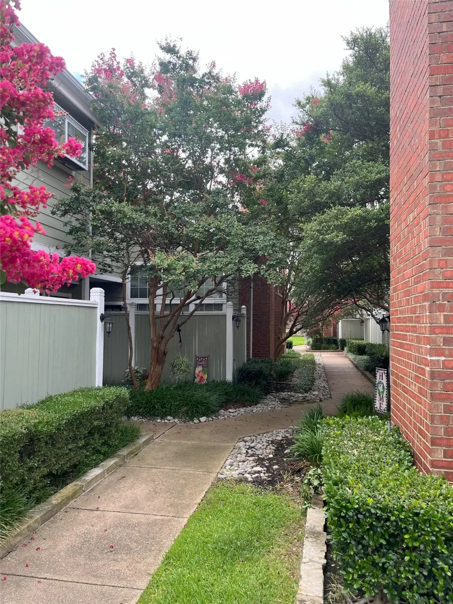 6220 Bentwood Trail #1208, Dallas, TX 75252 - Image #2