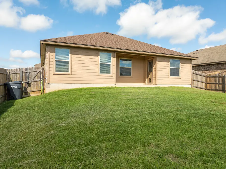 3228 Skinner Drive, Lorena, TX 76655 - Image #3