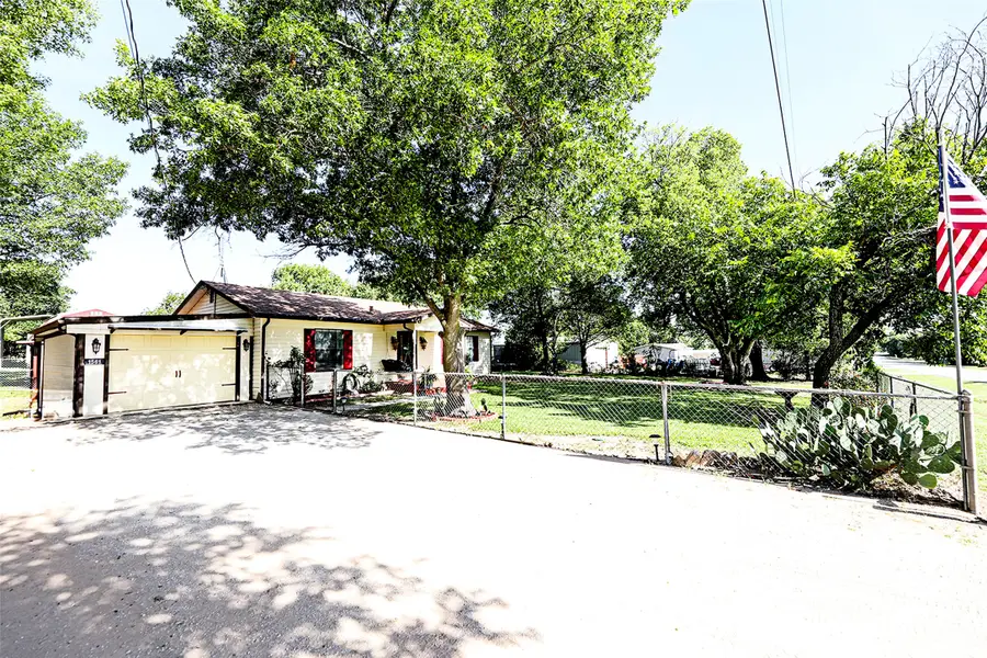 1561 Fm 1816, Bowie, TX 76230 - Image #3