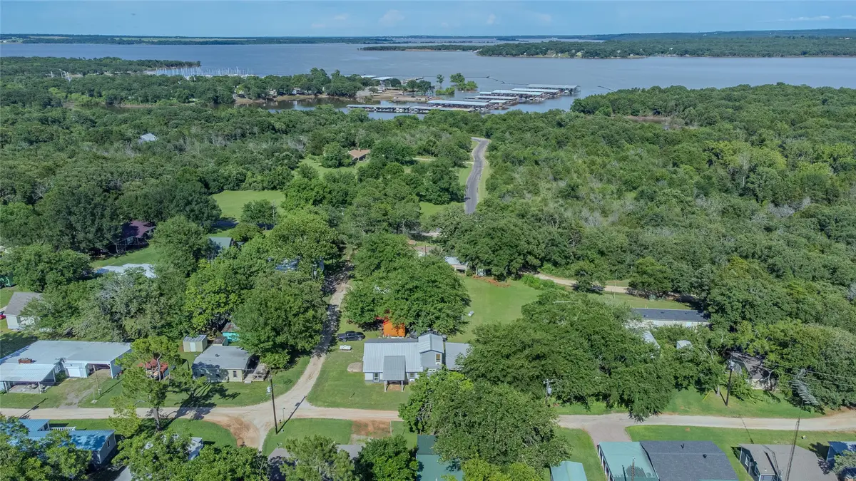 66 Munn, Gordonville, TX 76245 - Image #1