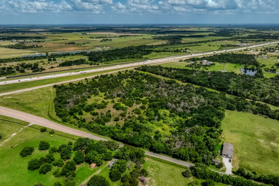 18201 N Interstate 35, West, TX 76691 - Image #3