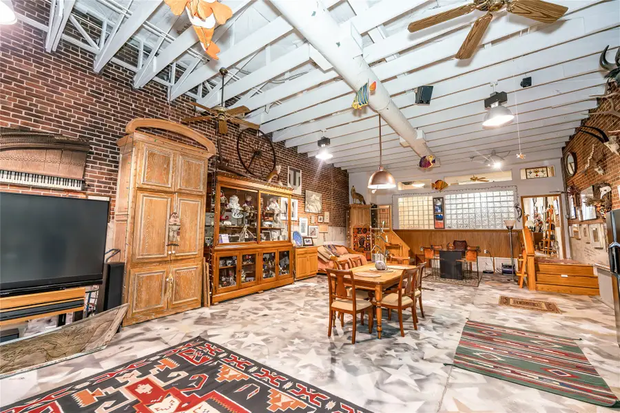 316 Clay Street, Nocona, TX 76255 - Image #3