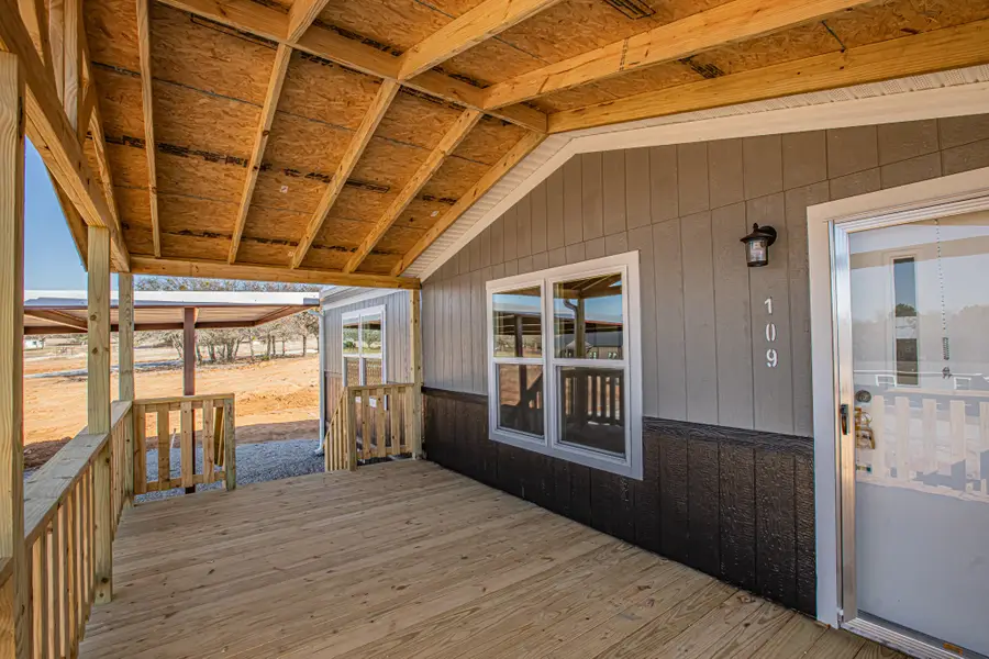 109 Draven Drive, Springtown, TX 76082 - Image #3