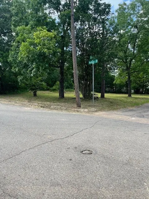 1300 W Kaufman Street, Paris, TX 75460 - Image #2