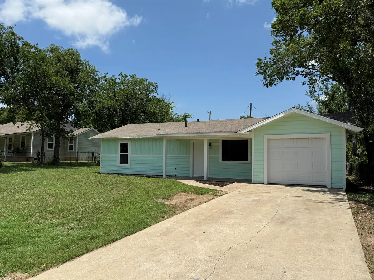 5506 Urbanview Street, Sansom Park, TX 76114 - Image #1