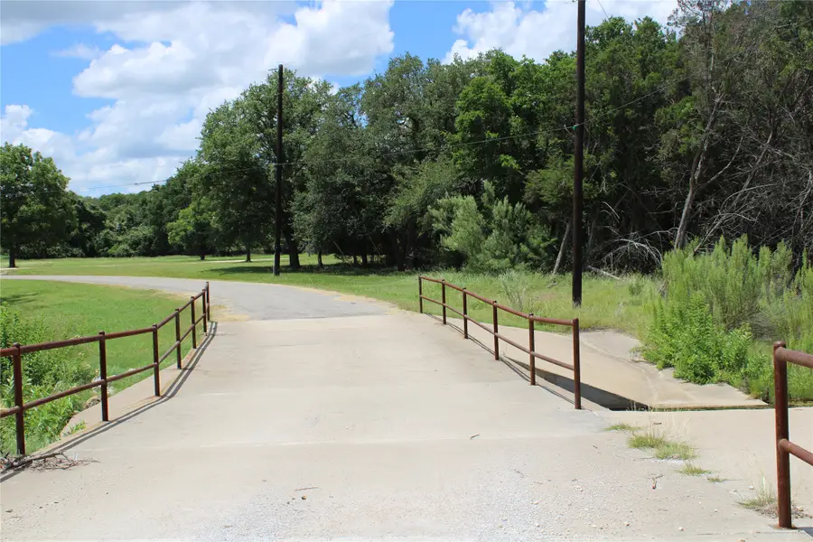 228 Private Road 2163, Iredell, TX 76649 - Image #2