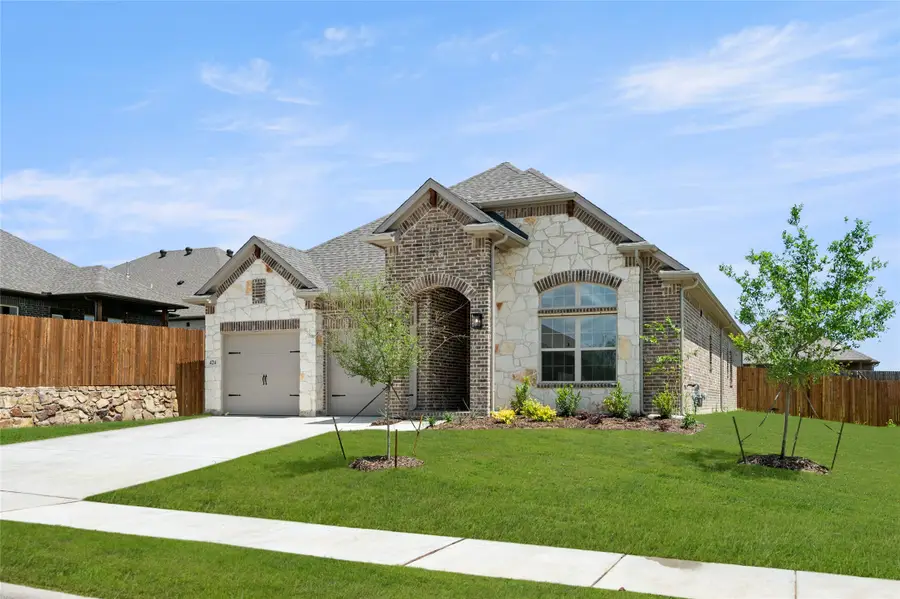 424 Lamb Lane, Waxahachie, TX 75167 - Image #2