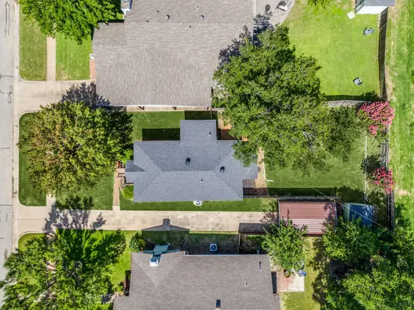 4812 Calmont Avenue, Fort Worth, TX 76107