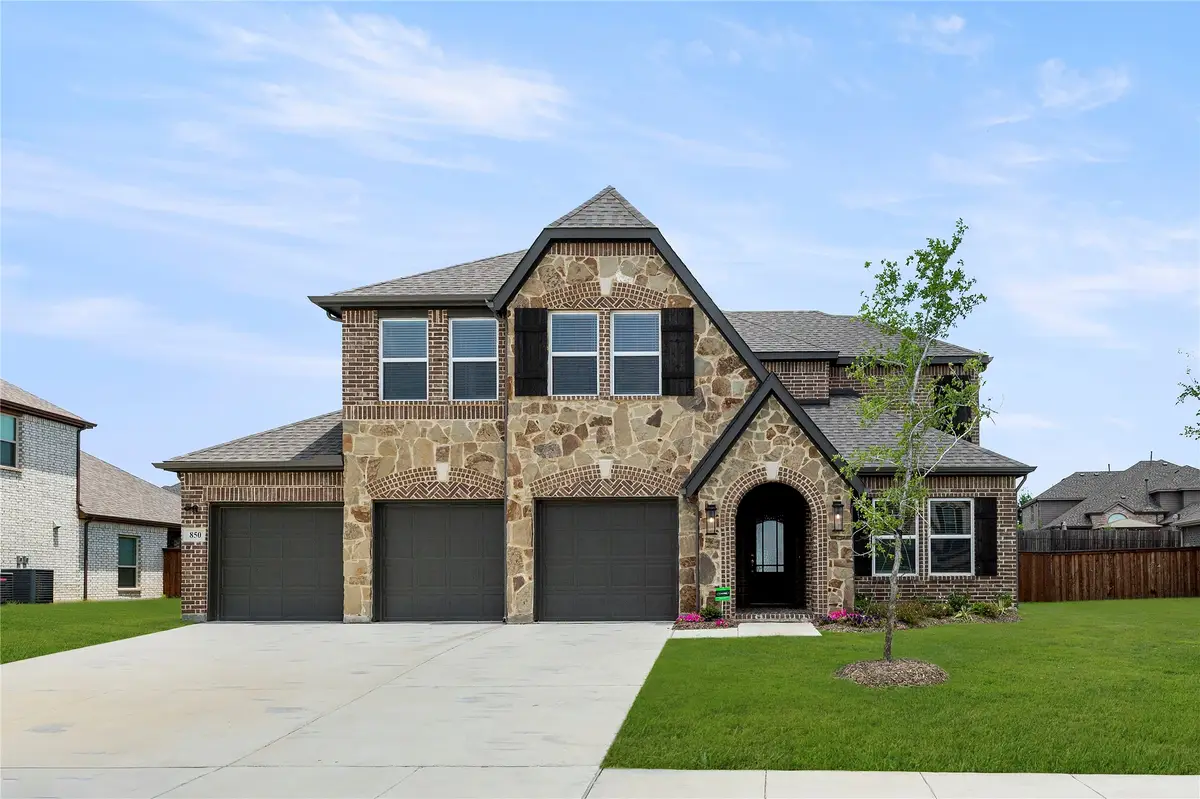 850 Blue Heron Drive, Forney, TX 75126 - Image #1