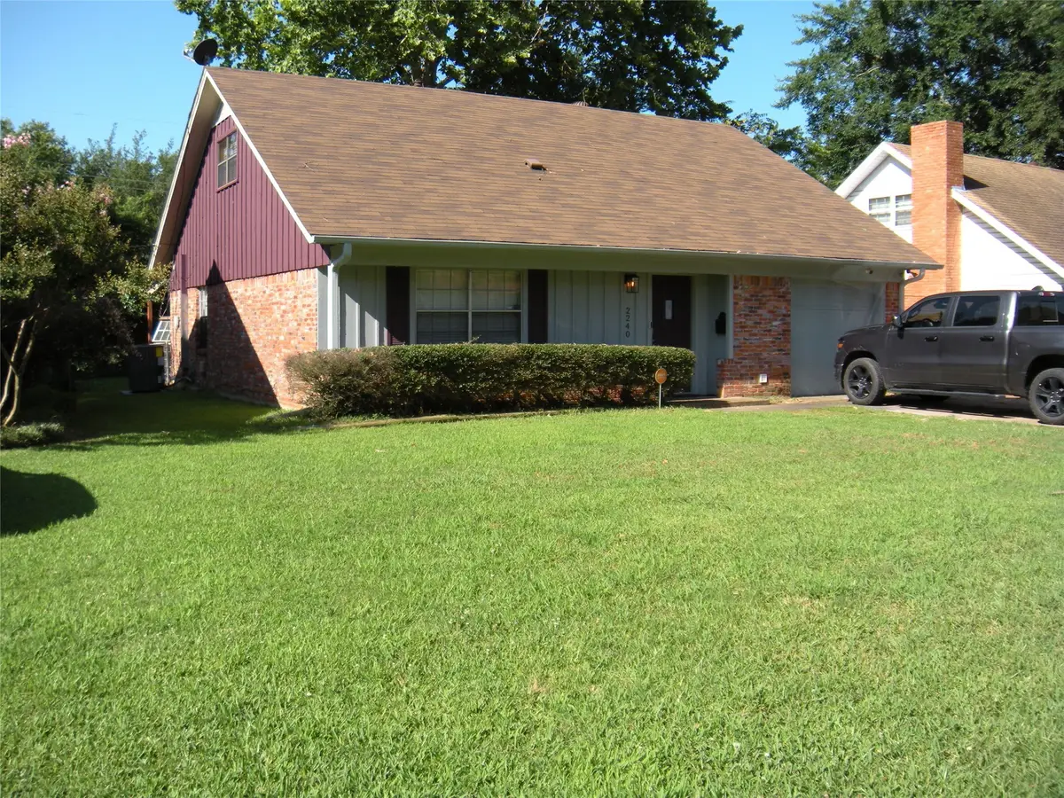 2240 Sycamore, Paris, TX 75460 - Image #1