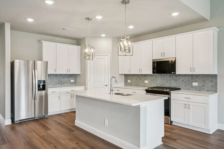 6624 Coyote Valley Trail, Fort Worth, TX 76036 - Image #3