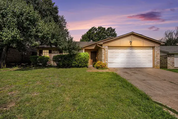 7508 Parkwood Lane, Fort Worth, TX 76133