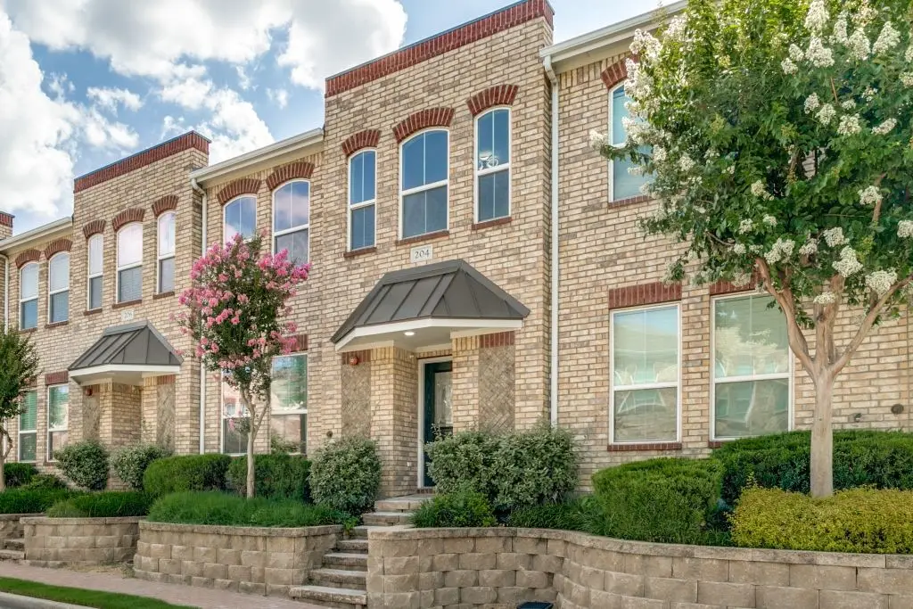 204 Lily Lane, Lewisville, TX 75057 - #1