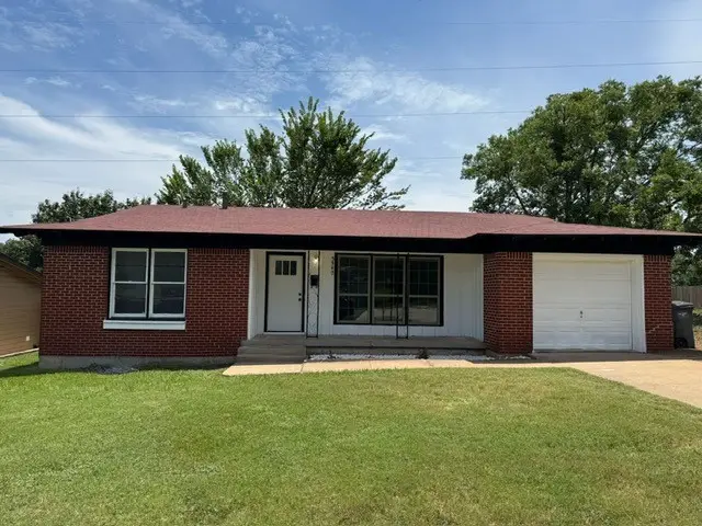 5540 Patton Drive, Fort Worth, TX 76112 - Image #1