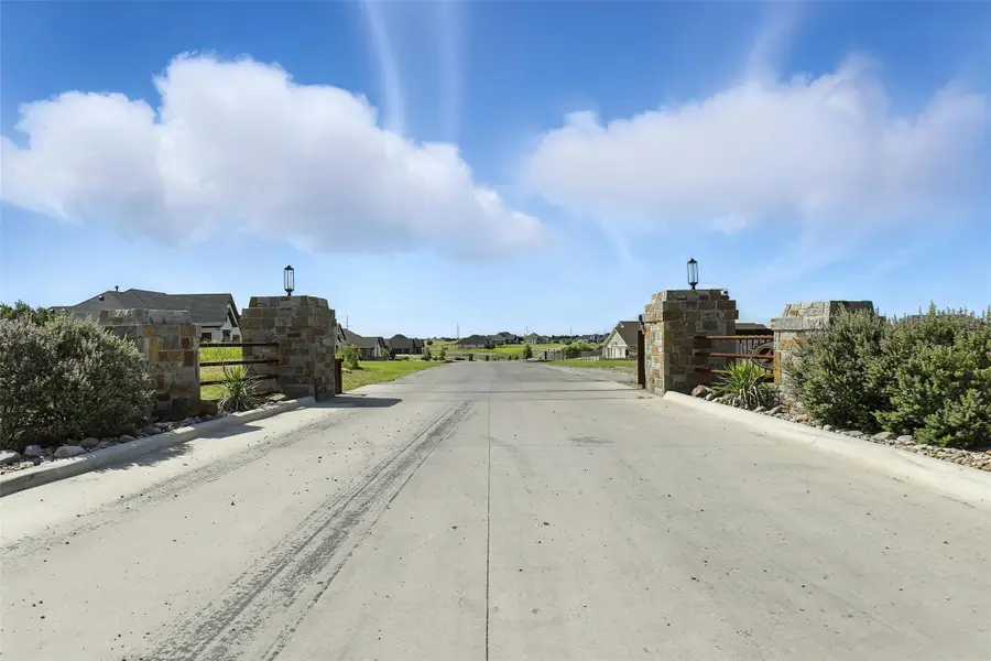 2001 Eagles Ridge Drive, Weatherford, TX 76087 - Image #3