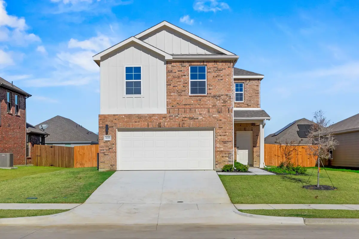 1029 Park Oak Lane, Crowley, TX 76036 - Image #1