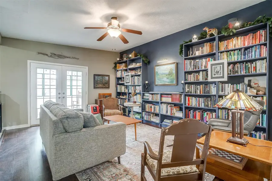 4913 Rutland Avenue, Fort Worth, TX 76133 - Image #3