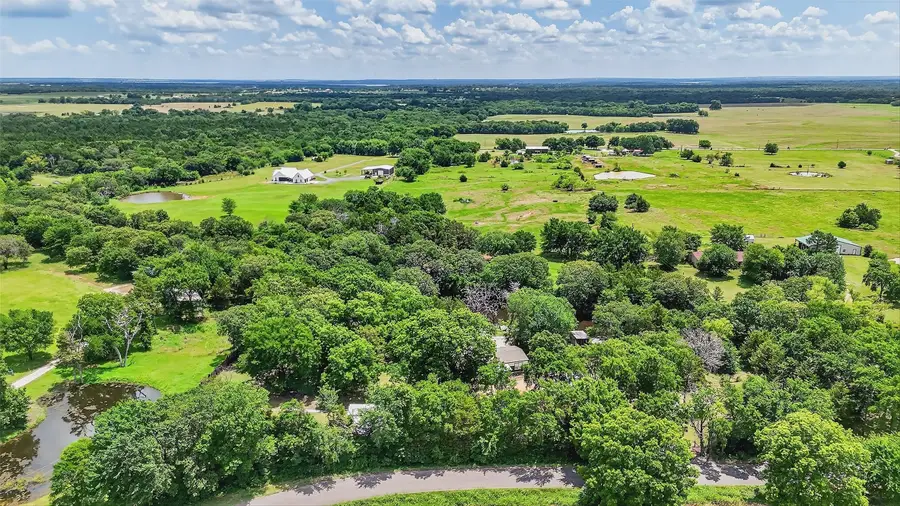 2869 Ranch Road, Whitesboro, TX 76273 - Image #3