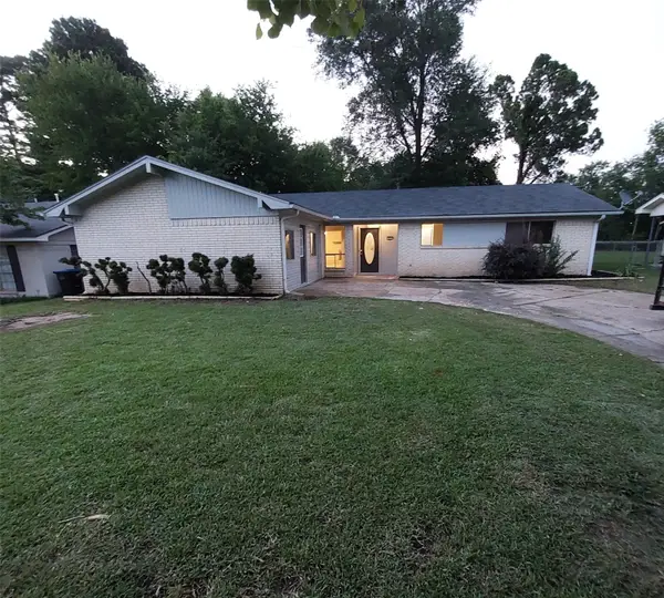 203 Erskine Drive, Longview, TX 75601