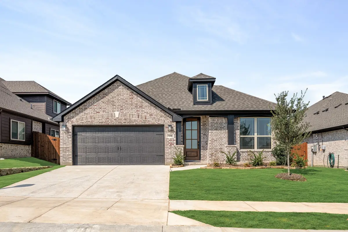 9008 New Ballinger Drive, Justin Roanoke, TX 76226 - Image #1