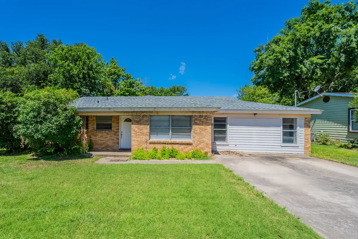 1030 Warden Street, Benbrook, TX 76126 - Image #1