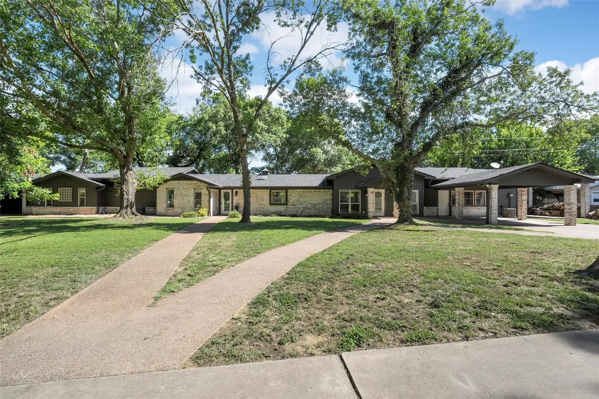 1396 Eagle Canyon Drive, China Spring, TX 76633 - Image #1