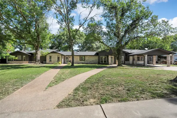 1396 Eagle Canyon Drive, China Spring, TX 76633