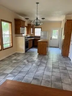 100 Second Street, Glen Rose, TX 76043 - Image #3