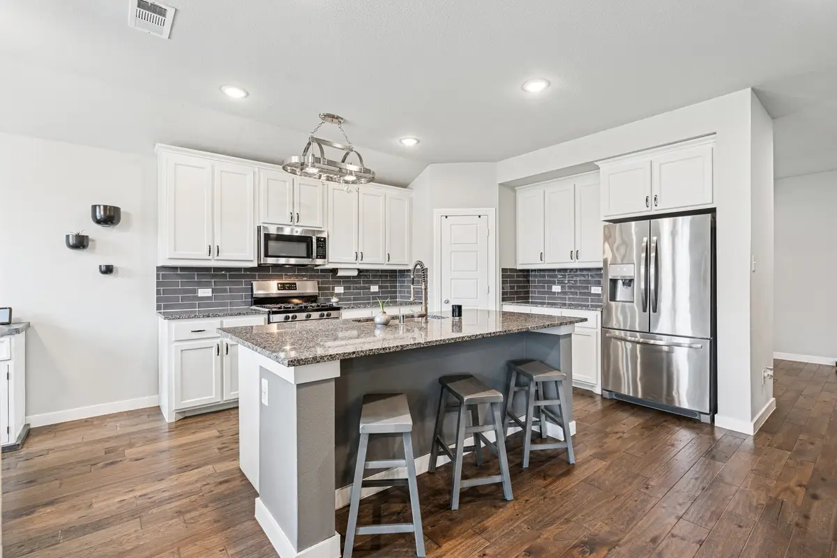 1813 Drover Creek Road, Aubrey, TX 76227 - Image #1