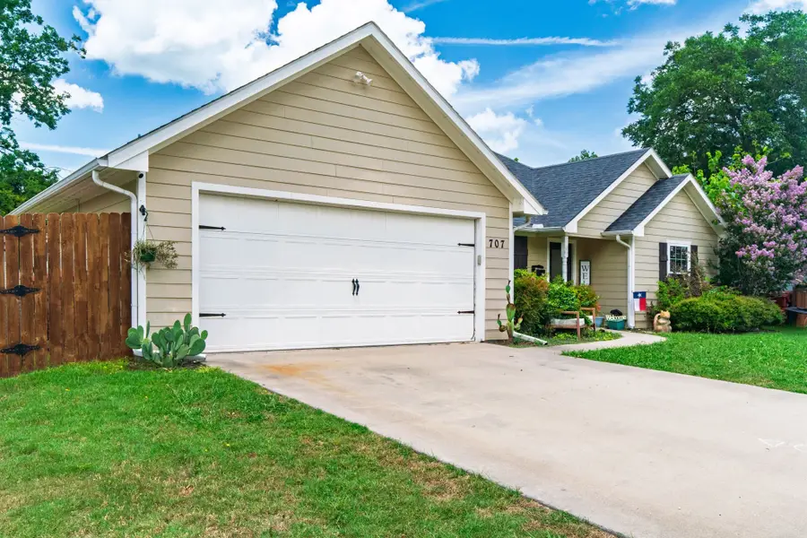 707 N Main, Farmersville, TX 75442 - Image #3