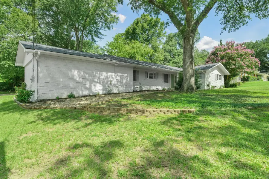 3215 Curtis Drive, Tyler, TX 75701 - Image #3