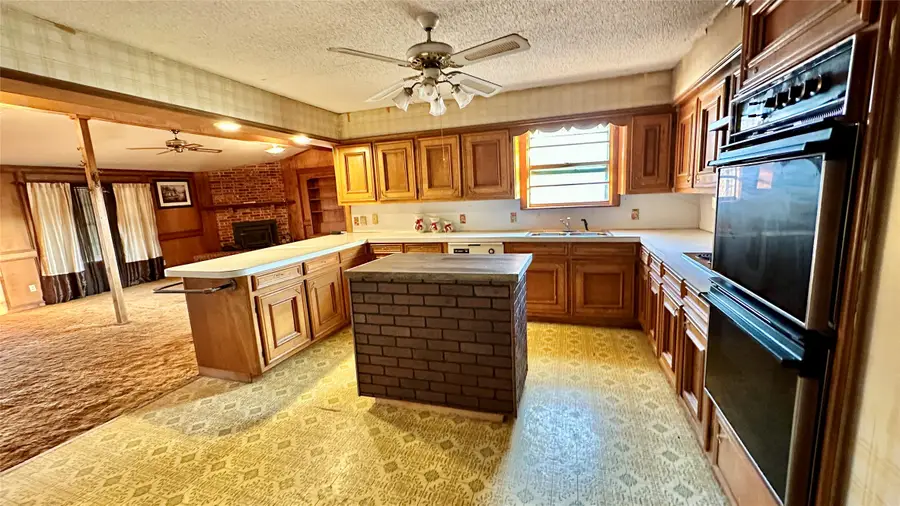 801 High Street, Newcastle, TX 76372 - Image #3