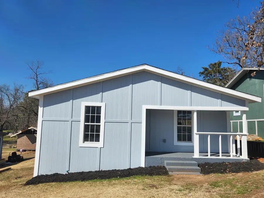 1217 W Nelson Street, Denison, TX 75020 - Image #2