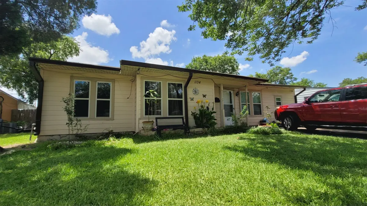 1134 Shawnee Trace, Grand Prairie, TX 75051 - Image #1