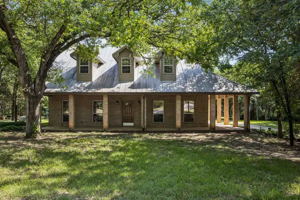 78 County Road 2256, Valley View, TX 76272