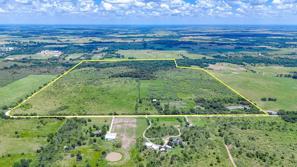 6252 NW County Road 4030, Blooming Grove, TX 76626
