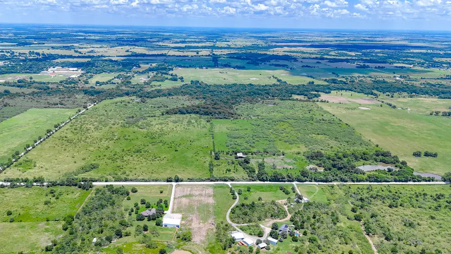 6252 NW County Road 4030, Blooming Grove, TX 76626 - Image #2