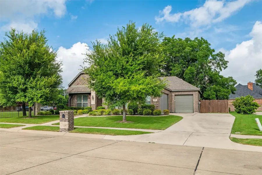 103 Water Garden Drive, Waxahachie, TX 75165 - Image #2