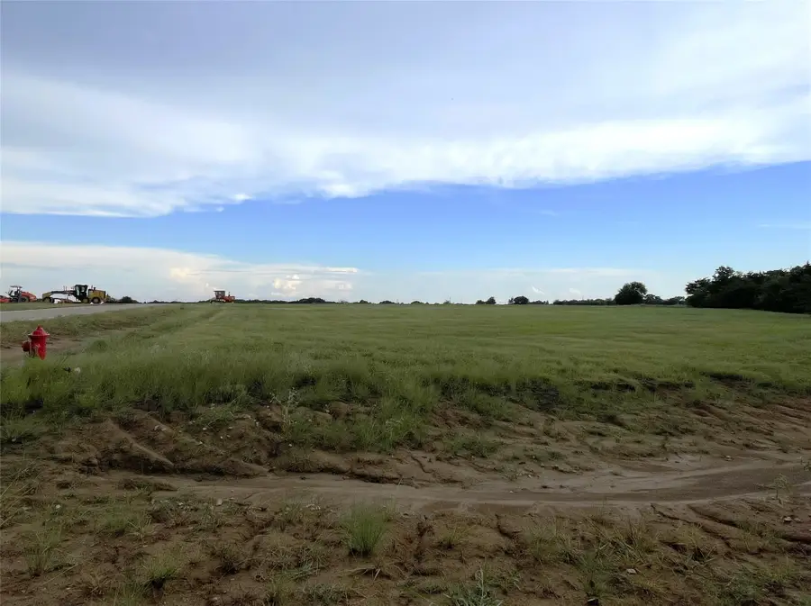 100 Moon Palace Court, Gordonville, TX 76245 - Image #3