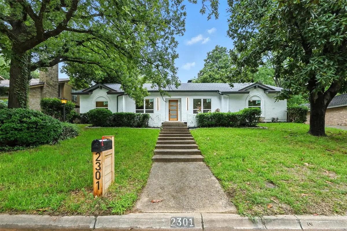 2301 Wood Cliff Court, Arlington, TX 76012 - Image #1