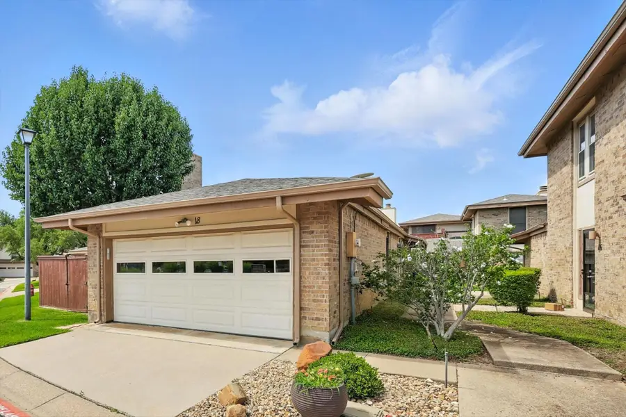 18 Park Lane, Bedford, TX 76021 - Image #2