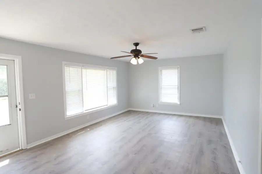 1020 S Adams Street, McGregor, TX 76657 - Image #2