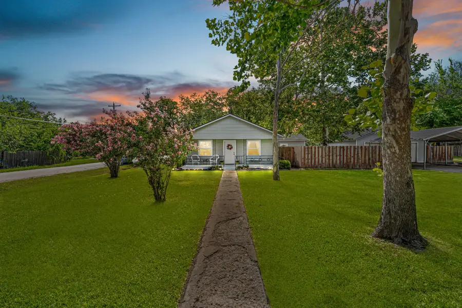 710 W Willow Street, Sanger, TX 76266 - Image #3